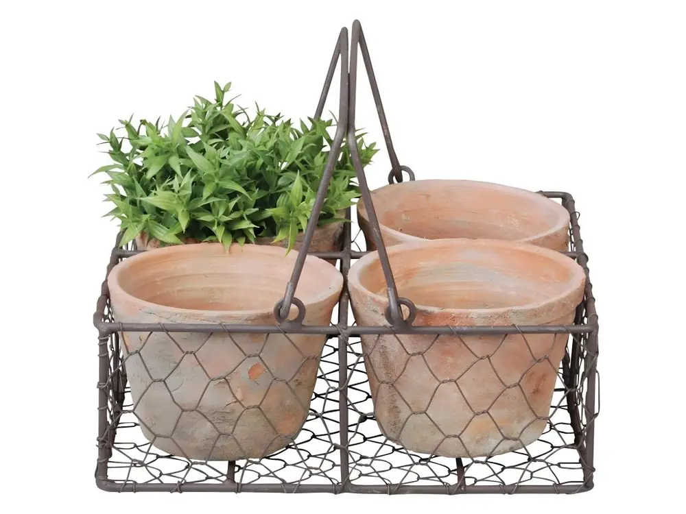 4 pots dans panier métal